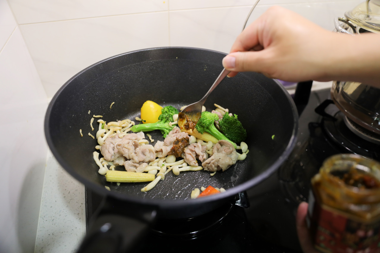 元歲本舖-極品雙椒味噌醬 百搭調味醬料 拌飯拌麵炒菜各種料理都合適(素食可) - 奇奇一起玩樂趣
