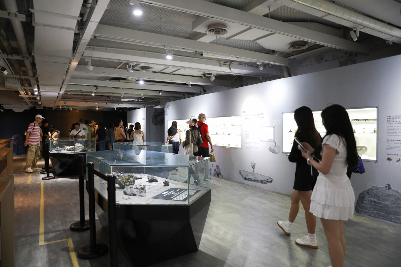 965金瓜石線台灣好行綠色套票 低碳旅遊搭公車輕鬆玩九份+黃金博物館 - 奇奇一起玩樂趣 965金瓜石線台灣好行綠色套票 低碳旅遊搭公車輕鬆玩九份+黃金博物館 - 奇奇一起玩樂趣