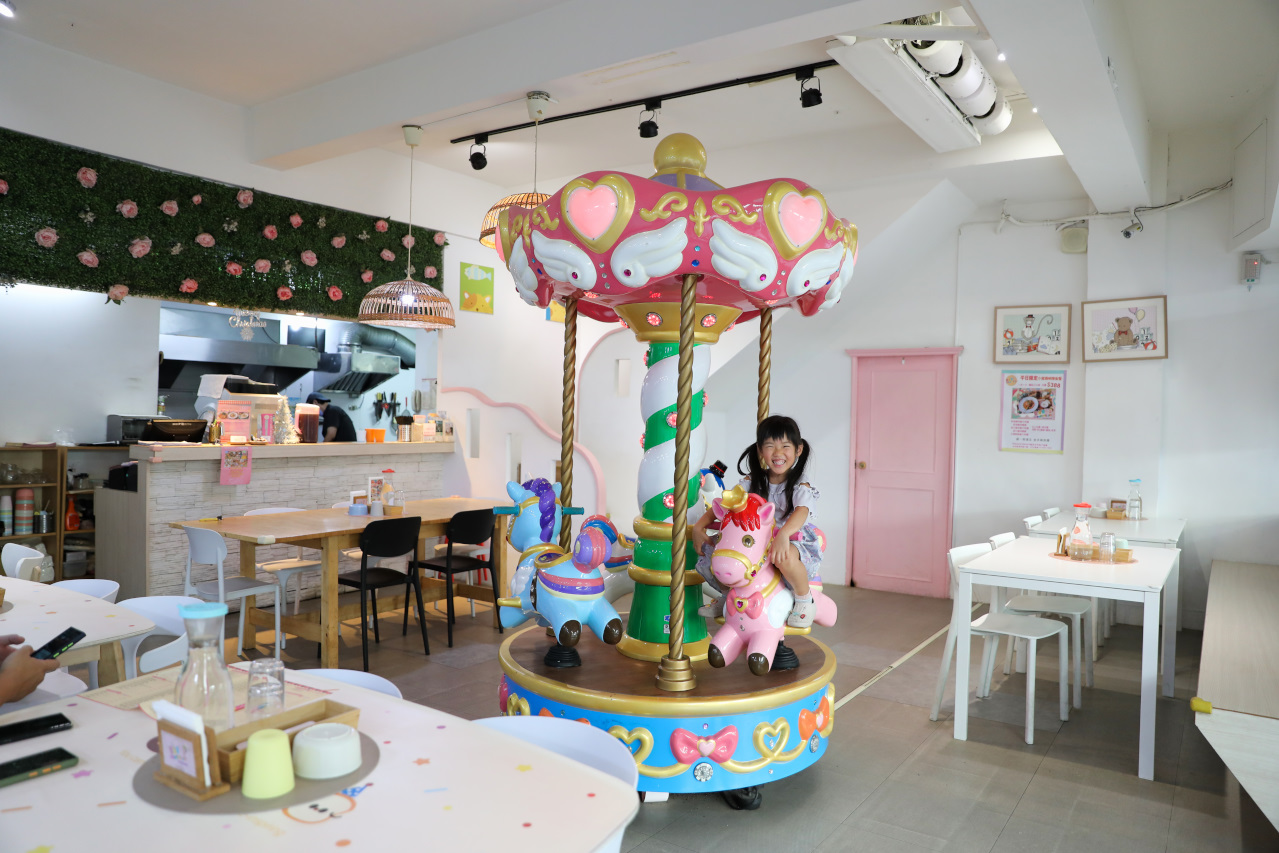 台北親子餐廳 永和BabyWonderland童話世界親子空間 被遊戲空間耽誤的義式料理餐廳 - 奇奇一起玩樂趣