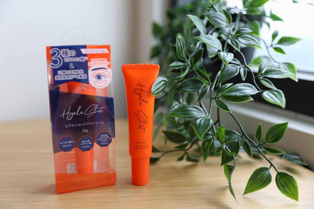 ITAI ITAI＿痛經女子 最強日韓選物商品社團推薦! 2025聖誕節交換禮物首選TWGTea「茶香泰迪」小熊軟糖x果香茶飲.韓國AROH積雪草清爽保濕穩膚修護三件組 - 奇奇一起玩樂趣