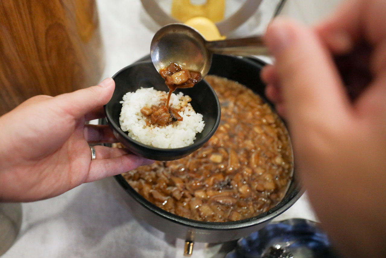 竹北火鍋推薦! 鍋娘娘 一人也能獨享的個人石頭火鍋 王子麵.滷肉飯自助吧無限量供應 - 奇奇一起玩樂趣 竹北火鍋推薦! 鍋娘娘 一人也能獨享的個人石頭火鍋 王子麵.滷肉飯自助吧無限量供應 - 奇奇一起玩樂趣