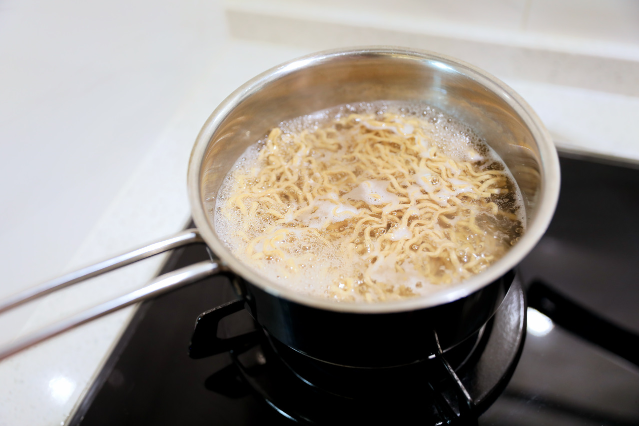 高蛋白低精緻麵粉膳食纖維麵食推薦! 日日好食 好控麵 快煮方便.口感Q彈.營養美味料理 來吃一碗不會有罪惡感的麵吧! - 奇奇一起玩樂趣