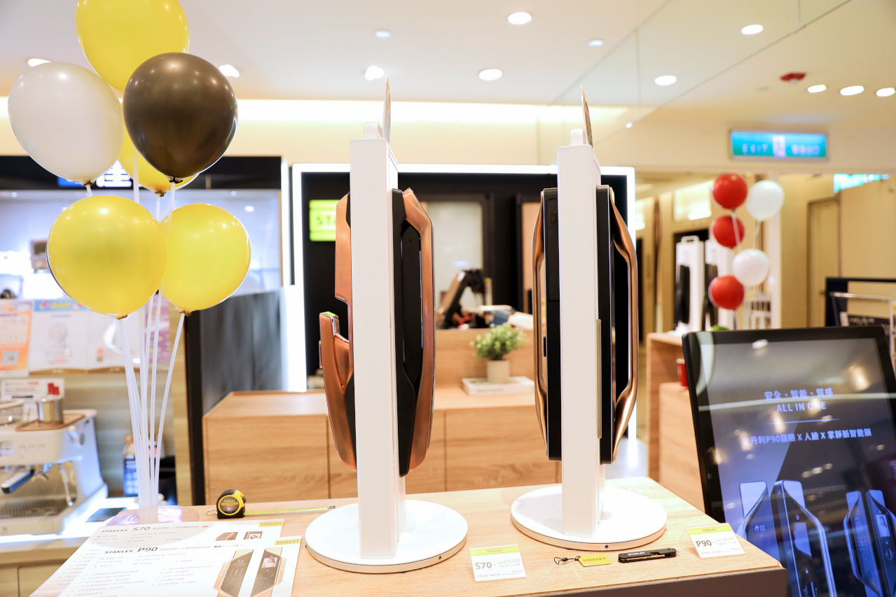 STANLEY史丹利智慧電子鎖 不用再翻找鑰匙 掌靜脈人臉辨識貓眼電子鎖,居家安全升級再進化! - 奇奇一起玩樂趣 STANLEY史丹利智慧電子鎖 不用再翻找鑰匙 掌靜脈人臉辨識貓眼電子鎖,居家安全升級再進化! - 奇奇一起玩樂趣