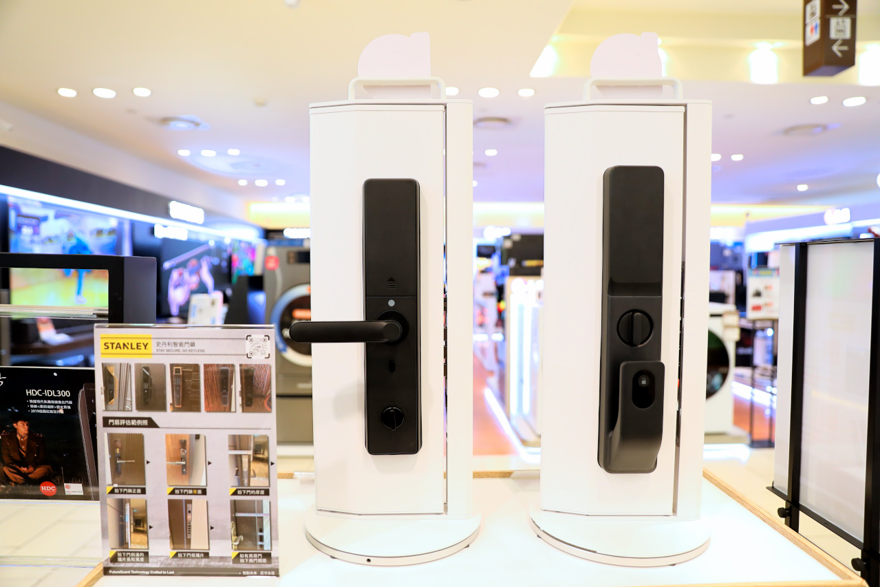 STANLEY史丹利智慧電子鎖 不用再翻找鑰匙 掌靜脈人臉辨識貓眼電子鎖,居家安全升級再進化! - 奇奇一起玩樂趣 STANLEY史丹利智慧電子鎖 不用再翻找鑰匙 掌靜脈人臉辨識貓眼電子鎖,居家安全升級再進化! - 奇奇一起玩樂趣