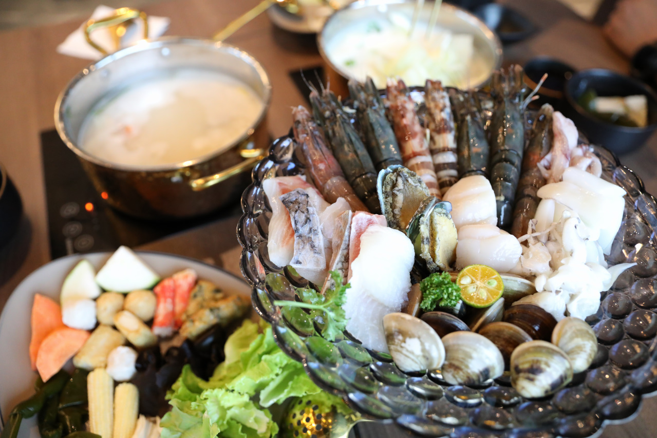 青埔最美高質感餐酒館風格火鍋店新開幕! 金蒔鍋物(青埔旗艦店) 桃園自助吃到飽火鍋推薦! - 奇奇一起玩樂趣