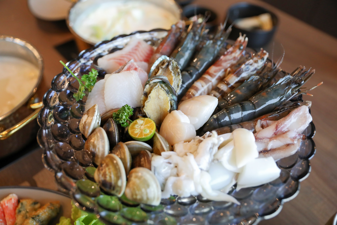 青埔最美高質感餐酒館風格火鍋店新開幕! 金蒔鍋物(青埔旗艦店) 桃園自助吃到飽火鍋推薦! - 奇奇一起玩樂趣