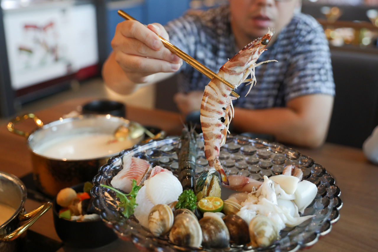 青埔最美高質感餐酒館風格火鍋店新開幕! 金蒔鍋物(青埔旗艦店) 桃園自助吃到飽火鍋推薦! - 奇奇一起玩樂趣
