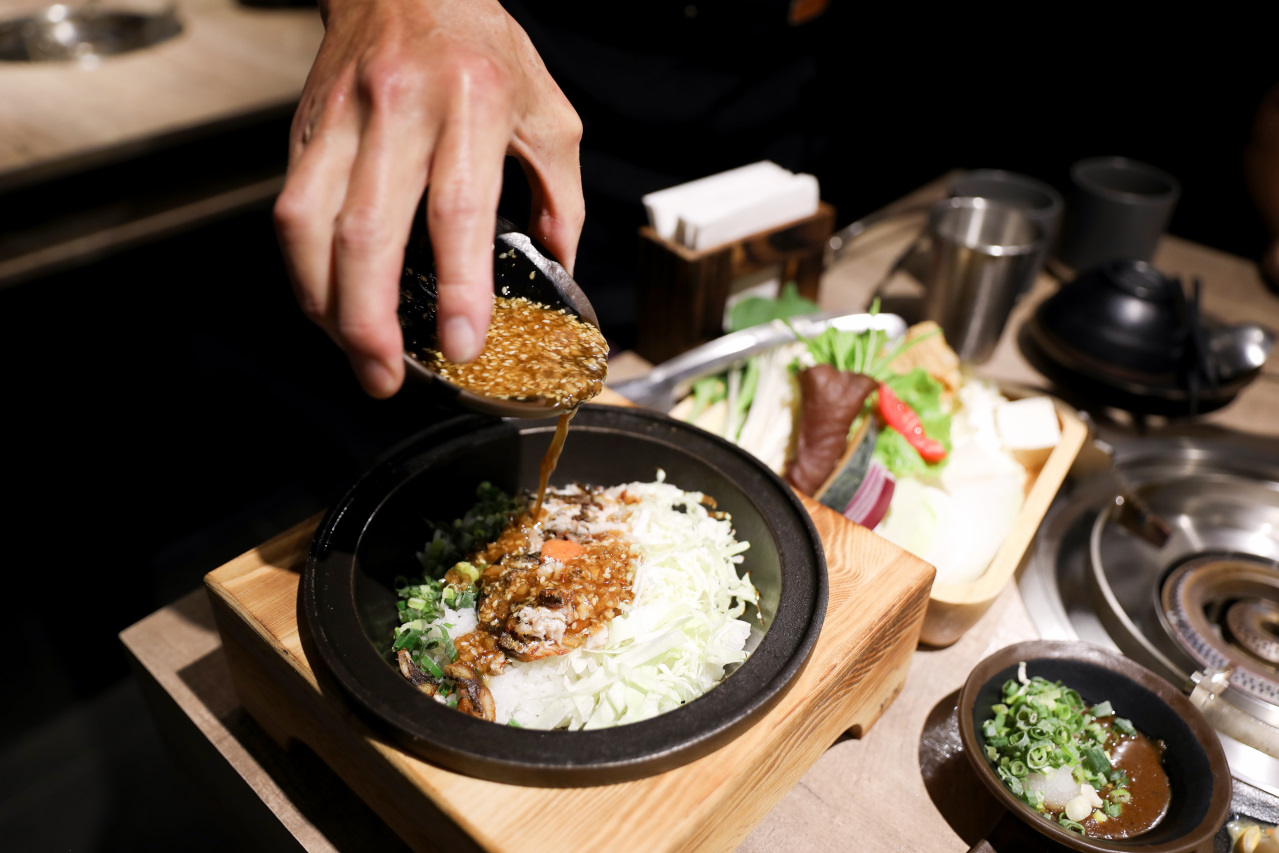 林口鴛鴦火鍋推薦! 真香石頭火鍋 家庭聚餐N訪 鑄鐵沙茶火鍋.麻辣火鍋好選擇! - 奇奇一起玩樂趣 林口鴛鴦火鍋推薦! 真香石頭火鍋 家庭聚餐N訪 鑄鐵沙茶火鍋.麻辣火鍋好選擇! - 奇奇一起玩樂趣