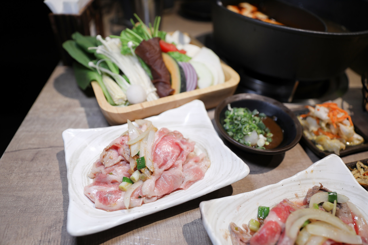 林口鴛鴦火鍋推薦! 真香石頭火鍋 家庭聚餐N訪 鑄鐵沙茶火鍋.麻辣火鍋好選擇! - 奇奇一起玩樂趣 林口鴛鴦火鍋推薦! 真香石頭火鍋 家庭聚餐N訪 鑄鐵沙茶火鍋.麻辣火鍋好選擇! - 奇奇一起玩樂趣