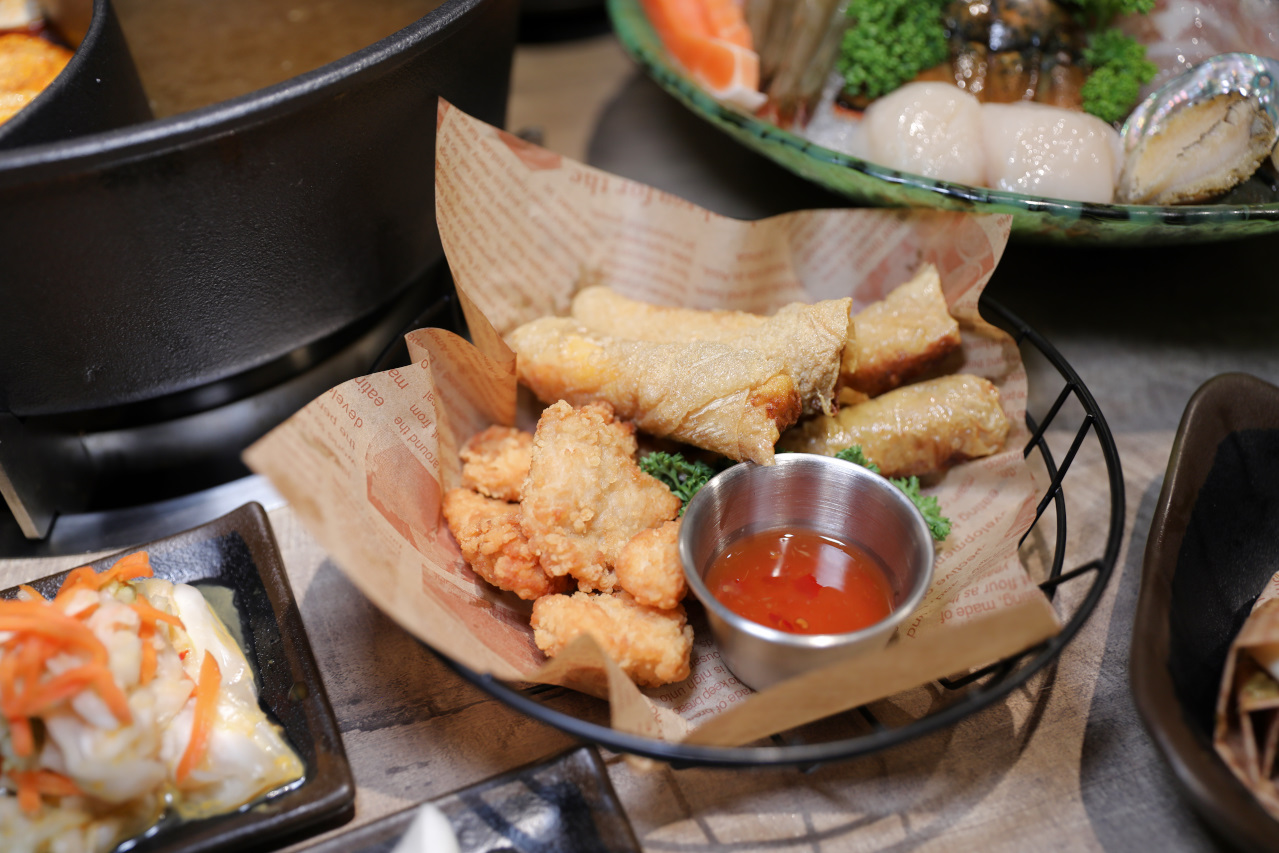 林口鴛鴦火鍋推薦! 真香石頭火鍋 家庭聚餐N訪 鑄鐵沙茶火鍋.麻辣火鍋好選擇! - 奇奇一起玩樂趣 林口鴛鴦火鍋推薦! 真香石頭火鍋 家庭聚餐N訪 鑄鐵沙茶火鍋.麻辣火鍋好選擇! - 奇奇一起玩樂趣