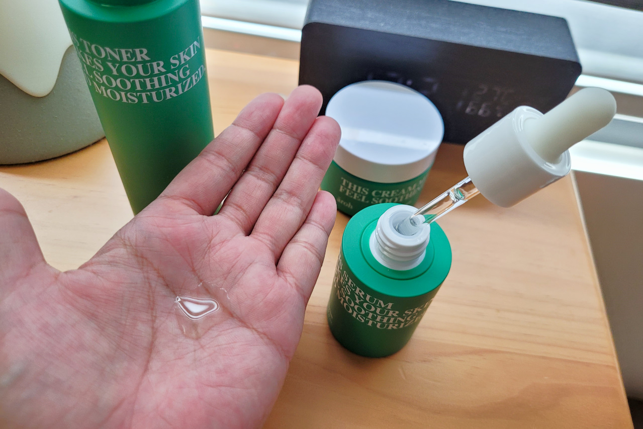 ITAI ITAI＿痛經女子 最強日韓選物商品社團推薦! 2025聖誕節交換禮物首選TWGTea「茶香泰迪」小熊軟糖x果香茶飲.韓國AROH積雪草清爽保濕穩膚修護三件組 - 奇奇一起玩樂趣