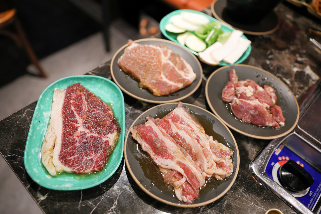 台北韓式炭火烤肉吃到飽推薦! 東大門韓國特色料理(中山南京店) - 奇奇一起玩樂趣 台北韓式炭火烤肉吃到飽推薦! 東大門韓國特色料理(中山南京店) - 奇奇一起玩樂趣