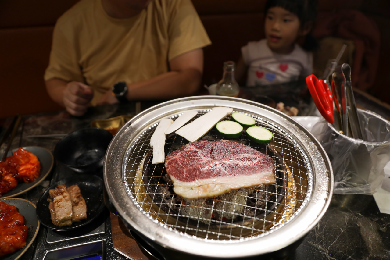 台北韓式炭火烤肉吃到飽推薦! 東大門韓國特色料理(中山南京店) - 奇奇一起玩樂趣 台北韓式炭火烤肉吃到飽推薦! 東大門韓國特色料理(中山南京店) - 奇奇一起玩樂趣