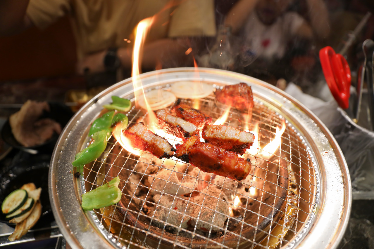 台北韓式炭火烤肉吃到飽推薦! 東大門韓國特色料理(中山南京店) - 奇奇一起玩樂趣 台北韓式炭火烤肉吃到飽推薦! 東大門韓國特色料理(中山南京店) - 奇奇一起玩樂趣