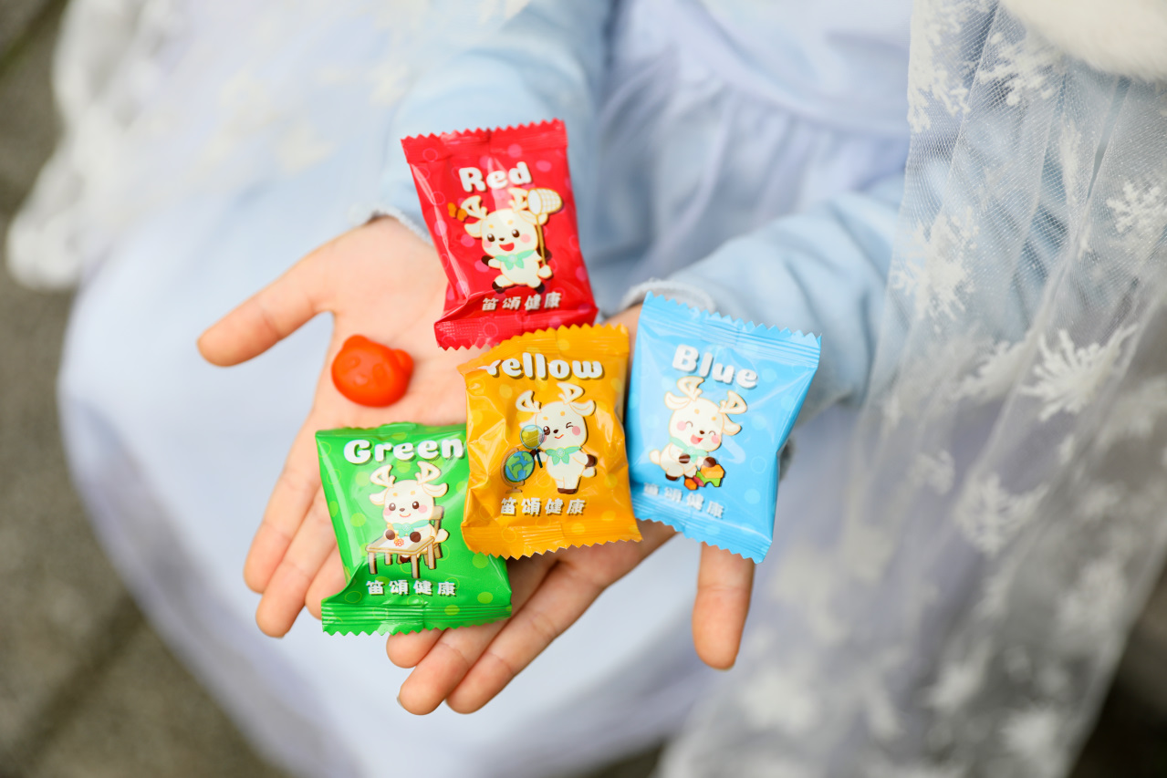 守護兒童晶亮,軟糖型葉黃素推薦! 笛頌小精靈美國專利金盞花游離型葉黃素 - 奇奇一起玩樂趣