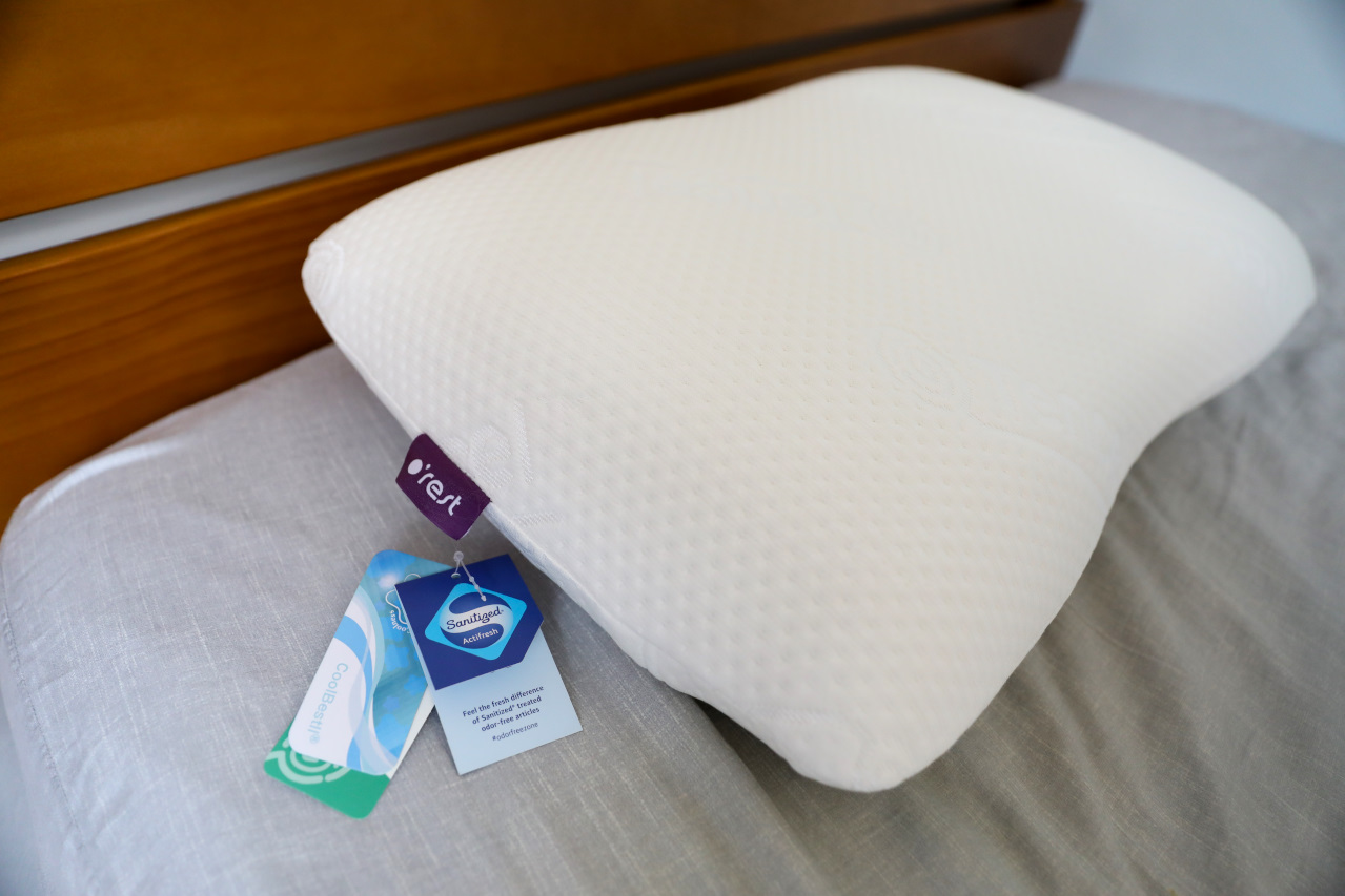 o'rest 歐瑞思 雲朵記憶枕 獨家非感溫慢回彈記憶綿,一顆符合仰睡以及側睡需求的枕頭 - 奇奇一起玩樂趣