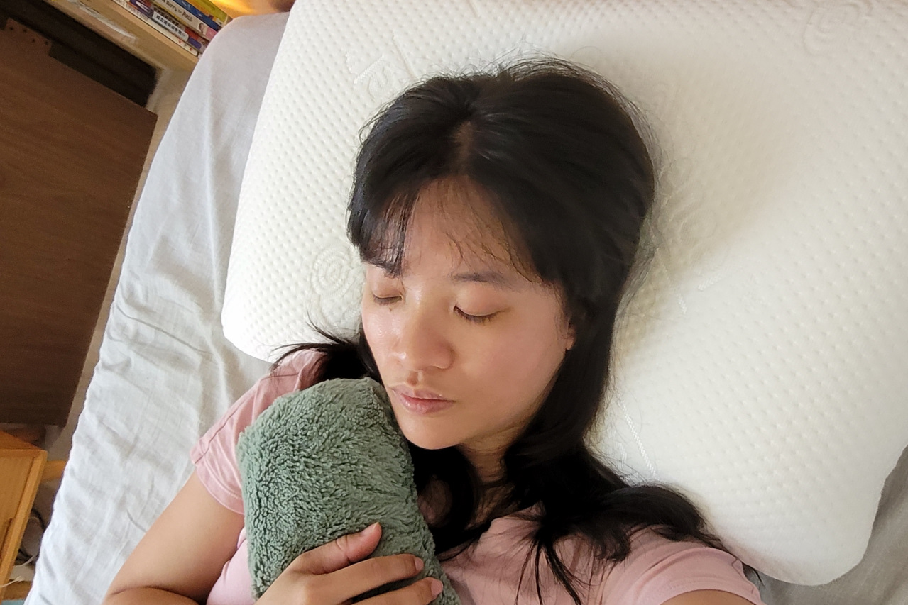 o'rest 歐瑞思 雲朵記憶枕 獨家非感溫慢回彈記憶綿,一顆符合仰睡以及側睡需求的枕頭 - 奇奇一起玩樂趣