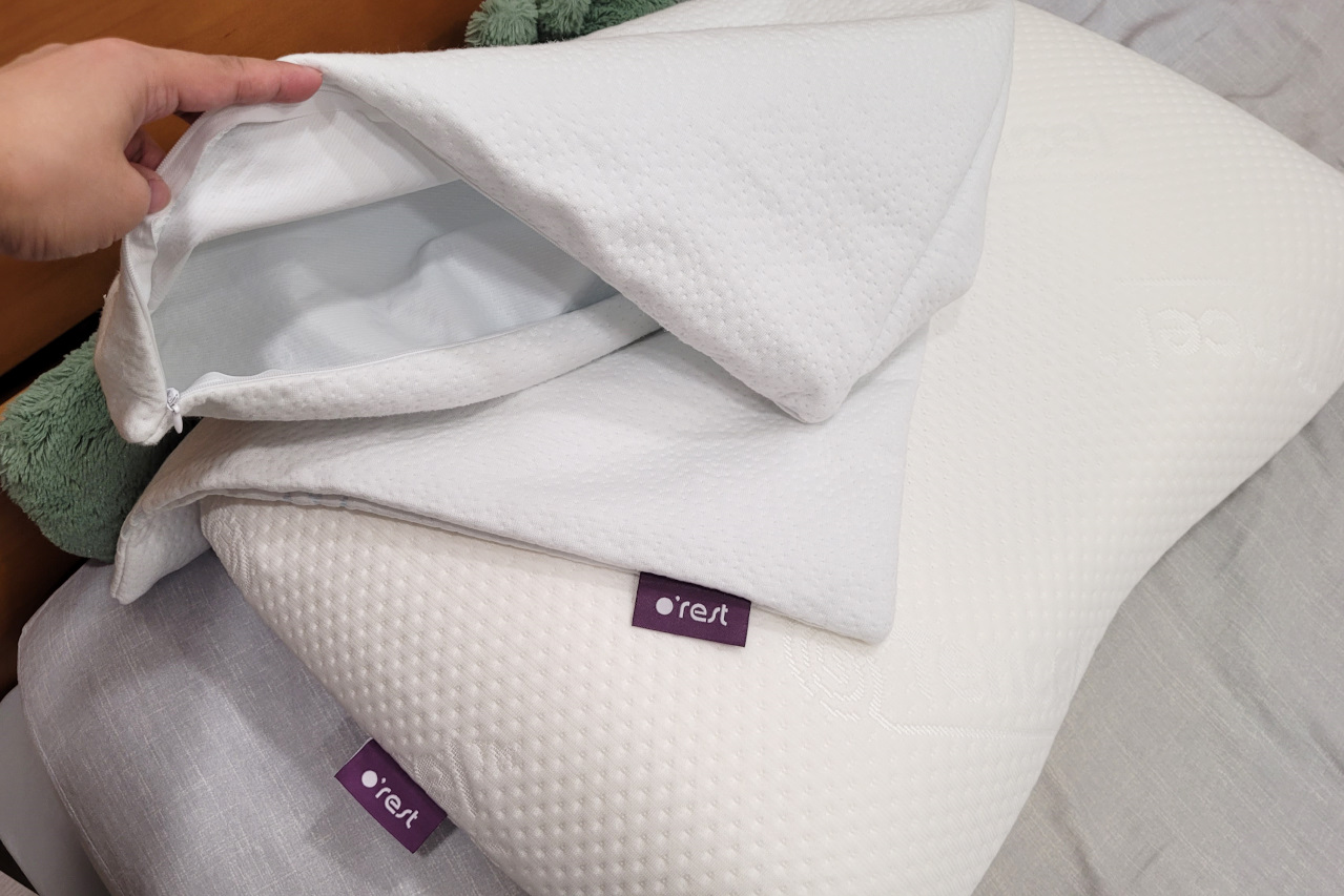 o'rest 歐瑞思 雲朵記憶枕 獨家非感溫慢回彈記憶綿,一顆符合仰睡以及側睡需求的枕頭 - 奇奇一起玩樂趣