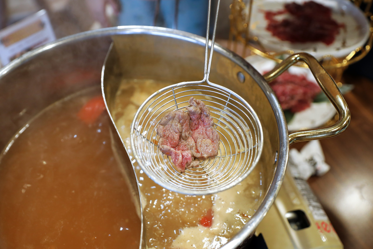 民生社區美食推薦! 潮牛殿溫體牛創意鍋物 台北溫體牛火鍋推薦! - 奇奇一起玩樂趣 民生社區美食推薦! 潮牛殿溫體牛創意鍋物 台北溫體牛火鍋推薦! - 奇奇一起玩樂趣