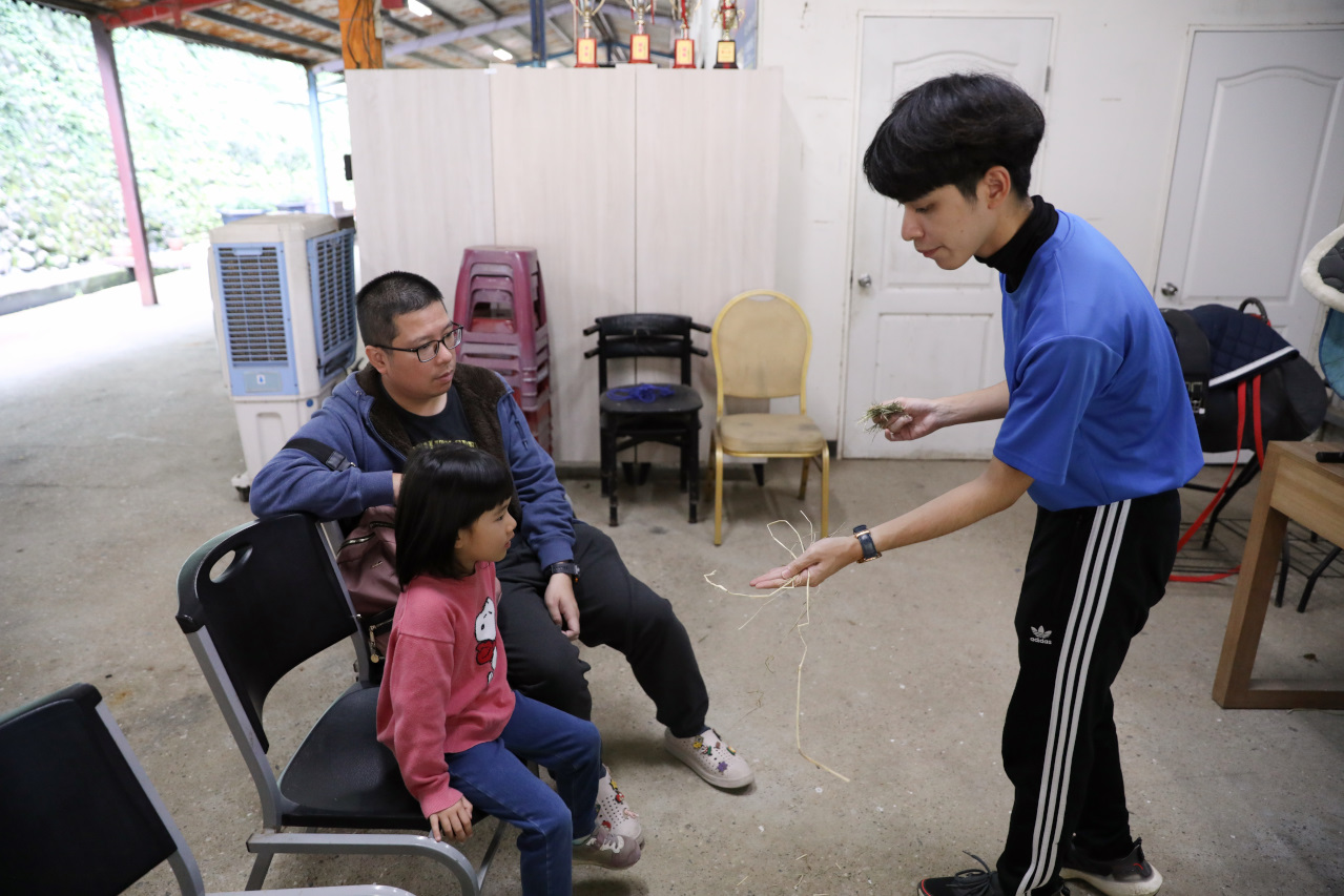 台北親子騎馬體驗推薦! 淡水佑昇馬術中心 一日小小騎士馬術體驗課程 - 奇奇一起玩樂趣 台北親子騎馬體驗推薦! 淡水佑昇馬術中心 一日小小騎士馬術體驗課程 - 奇奇一起玩樂趣