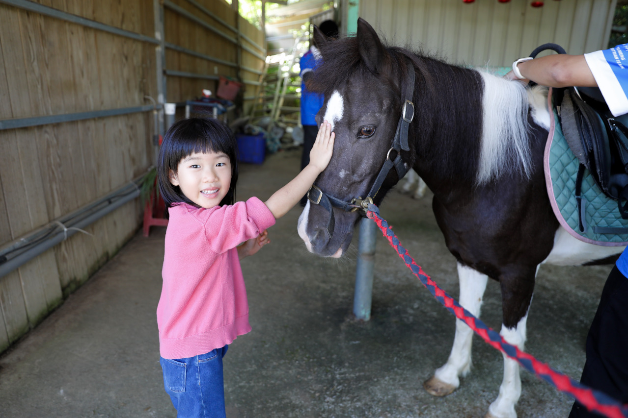 台北親子騎馬體驗推薦! 淡水佑昇馬術中心 一日小小騎士馬術體驗課程 - 奇奇一起玩樂趣 台北親子騎馬體驗推薦! 淡水佑昇馬術中心 一日小小騎士馬術體驗課程 - 奇奇一起玩樂趣