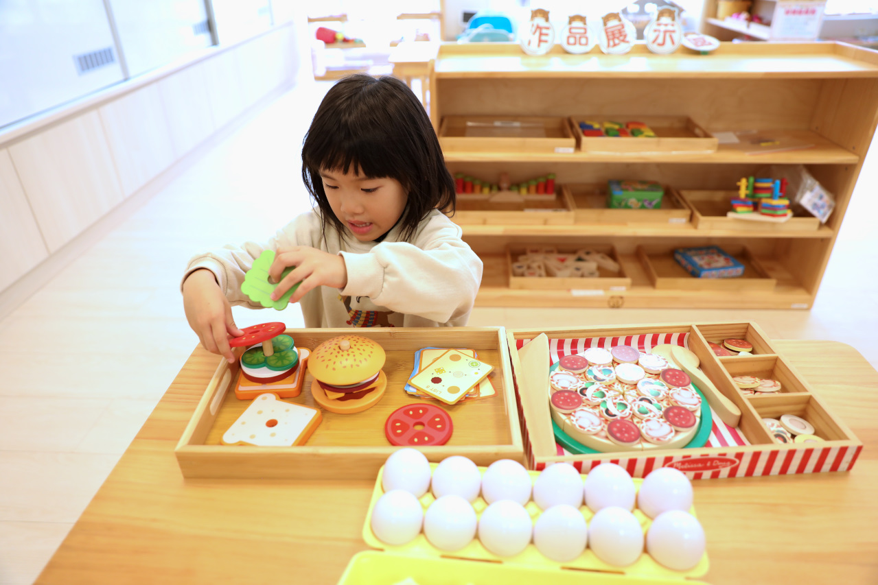 蘆洲雙語幼兒園參訪 新北市私立雄林國際幼兒園 (英國皇家教育學院體系) 綠建築與多元課程 - 奇奇一起玩樂趣