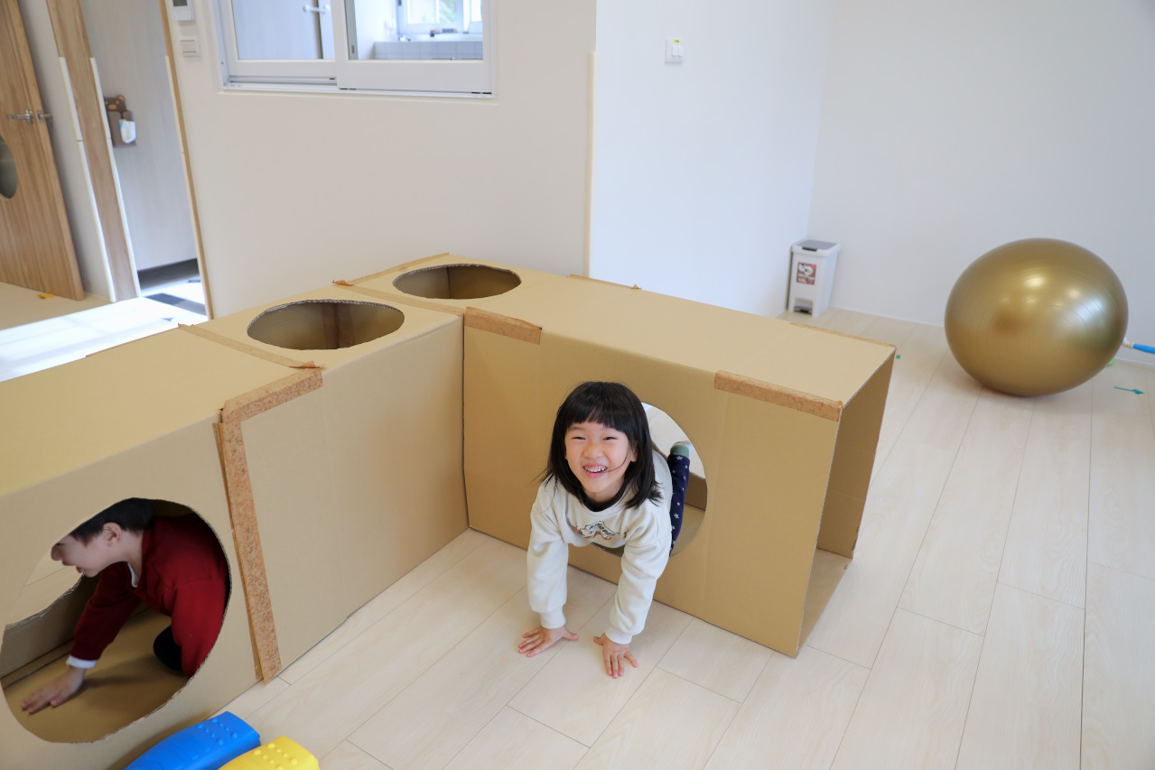 蘆洲雙語幼兒園參訪 新北市私立雄林國際幼兒園 (英國皇家教育學院體系) 綠建築與多元課程 - 奇奇一起玩樂趣