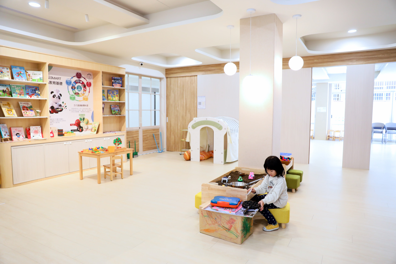 蘆洲雙語幼兒園參訪 新北市私立雄林國際幼兒園 (英國皇家教育學院體系) 綠建築與多元課程 - 奇奇一起玩樂趣