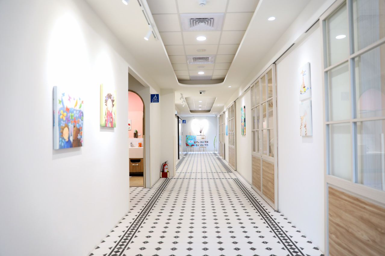 蘆洲雙語幼兒園參訪 新北市私立雄林國際幼兒園 (英國皇家教育學院體系) 綠建築與多元課程 - 奇奇一起玩樂趣