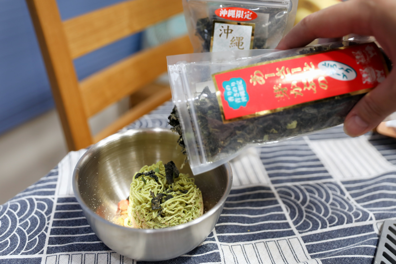 ITAI ITAI＿痛經女子 最強日韓選物商品社團推薦! 超高cp值Aircolor觸控螢幕無線藍牙耳機.好收納ASPOR四合一磁吸快充線 - 奇奇一起玩樂趣