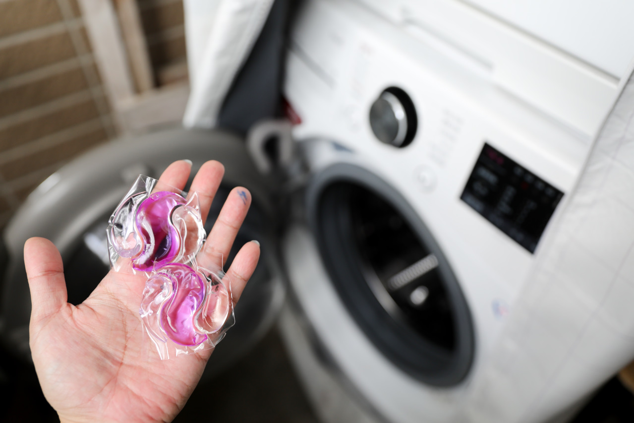 ITAI ITAI＿痛經女子 最強日韓選物商品社團推薦! 超高cp值Aircolor觸控螢幕無線藍牙耳機.好收納ASPOR四合一磁吸快充線 - 奇奇一起玩樂趣