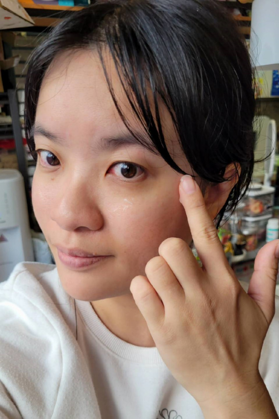 ITAI ITAI＿痛經女子 最強日韓選物商品社團推薦! 超高cp值Aircolor觸控螢幕無線藍牙耳機.好收納ASPOR四合一磁吸快充線 - 奇奇一起玩樂趣