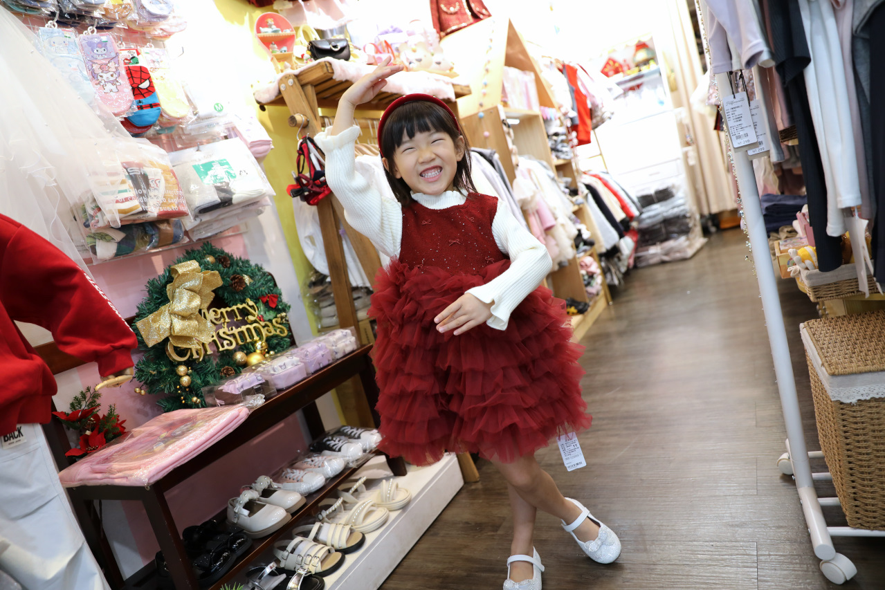 台北實體童裝店推薦! 童衣窩.兒童服飾專賣店 2026過年治裝就來這~氣質洋裝.毛呢大衣.可愛背心.韓風外套 - 奇奇一起玩樂趣 台北實體童裝店推薦! 童衣窩.兒童服飾專賣店 2026過年治裝就來這~氣質洋裝.毛呢大衣.可愛背心.韓風外套 - 奇奇一起玩樂趣