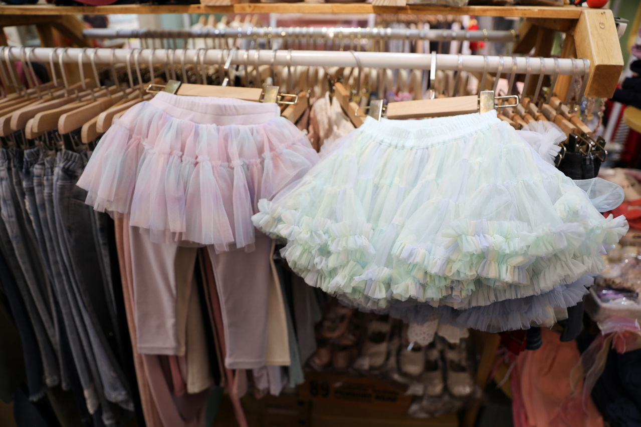 台北實體童裝店推薦! 童衣窩.兒童服飾專賣店 2026過年治裝就來這~氣質洋裝.毛呢大衣.可愛背心.韓風外套 - 奇奇一起玩樂趣 台北實體童裝店推薦! 童衣窩.兒童服飾專賣店 2026過年治裝就來這~氣質洋裝.毛呢大衣.可愛背心.韓風外套 - 奇奇一起玩樂趣