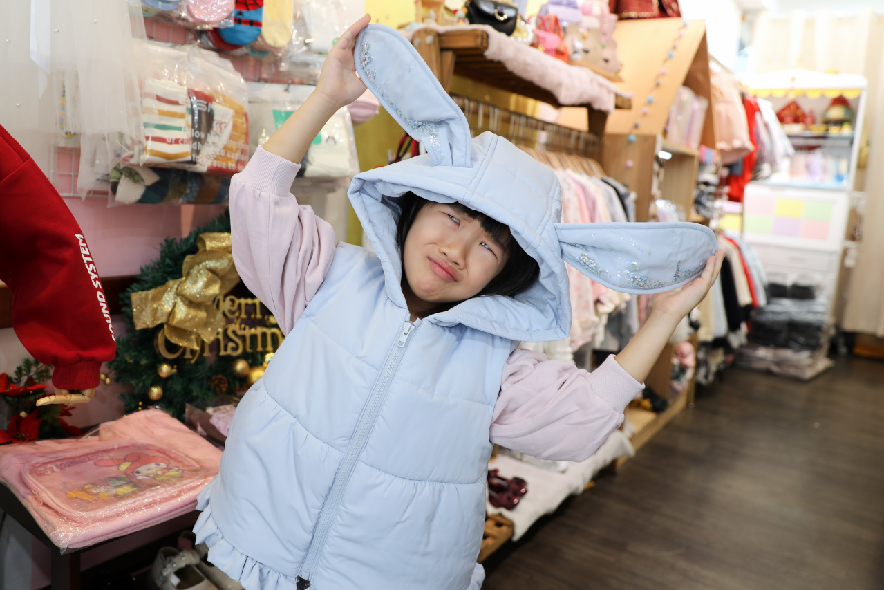 台北實體童裝店推薦! 童衣窩.兒童服飾專賣店 2026過年治裝就來這~氣質洋裝.毛呢大衣.可愛背心.韓風外套 - 奇奇一起玩樂趣 台北實體童裝店推薦! 童衣窩.兒童服飾專賣店 2026過年治裝就來這~氣質洋裝.毛呢大衣.可愛背心.韓風外套 - 奇奇一起玩樂趣