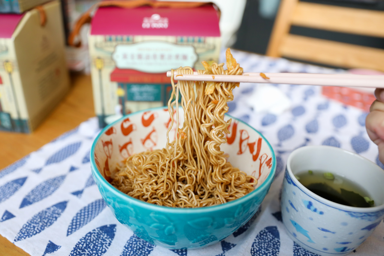 ITAI ITAI＿痛經女子 最強日韓選物商品社團推薦! 快充耐用高質感馬卡龍色系日本KYOHAYA充電線 - 奇奇一起玩樂趣