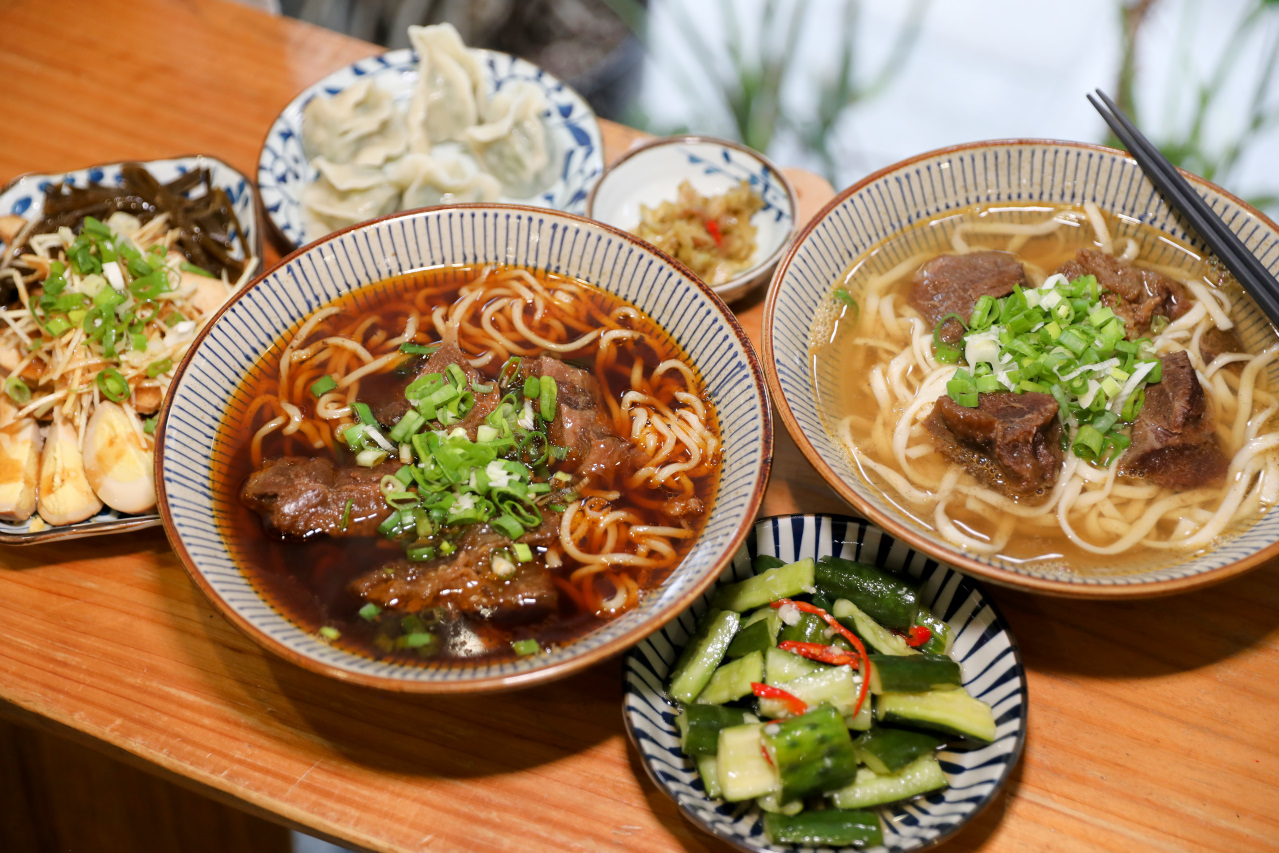 東館牛肉麵 牛頰肉膠質滿滿超軟嫩大滿足! 紅燒清燉手工水餃通通有 南京復興站台北牛肉麵推薦! - 奇奇一起玩樂趣 東館牛肉麵 牛頰肉膠質滿滿超軟嫩大滿足! 紅燒清燉手工水餃通通有 南京復興站台北牛肉麵推薦! - 奇奇一起玩樂趣