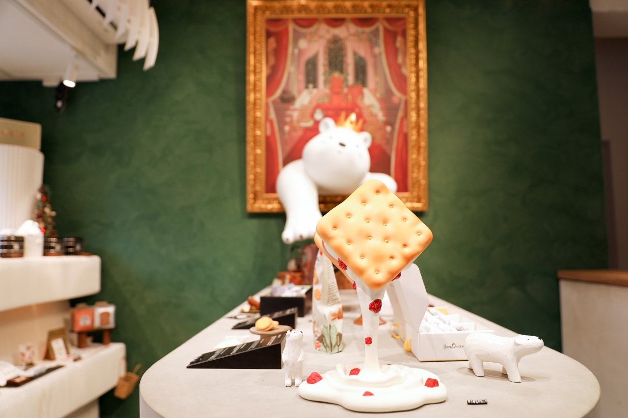 2026春節禮盒 BearQueen 熊后 中山站台灣文創伴手禮推薦! 好吃不黏牙牛軋糖餅乾.蛋捲 - 奇奇一起玩樂趣