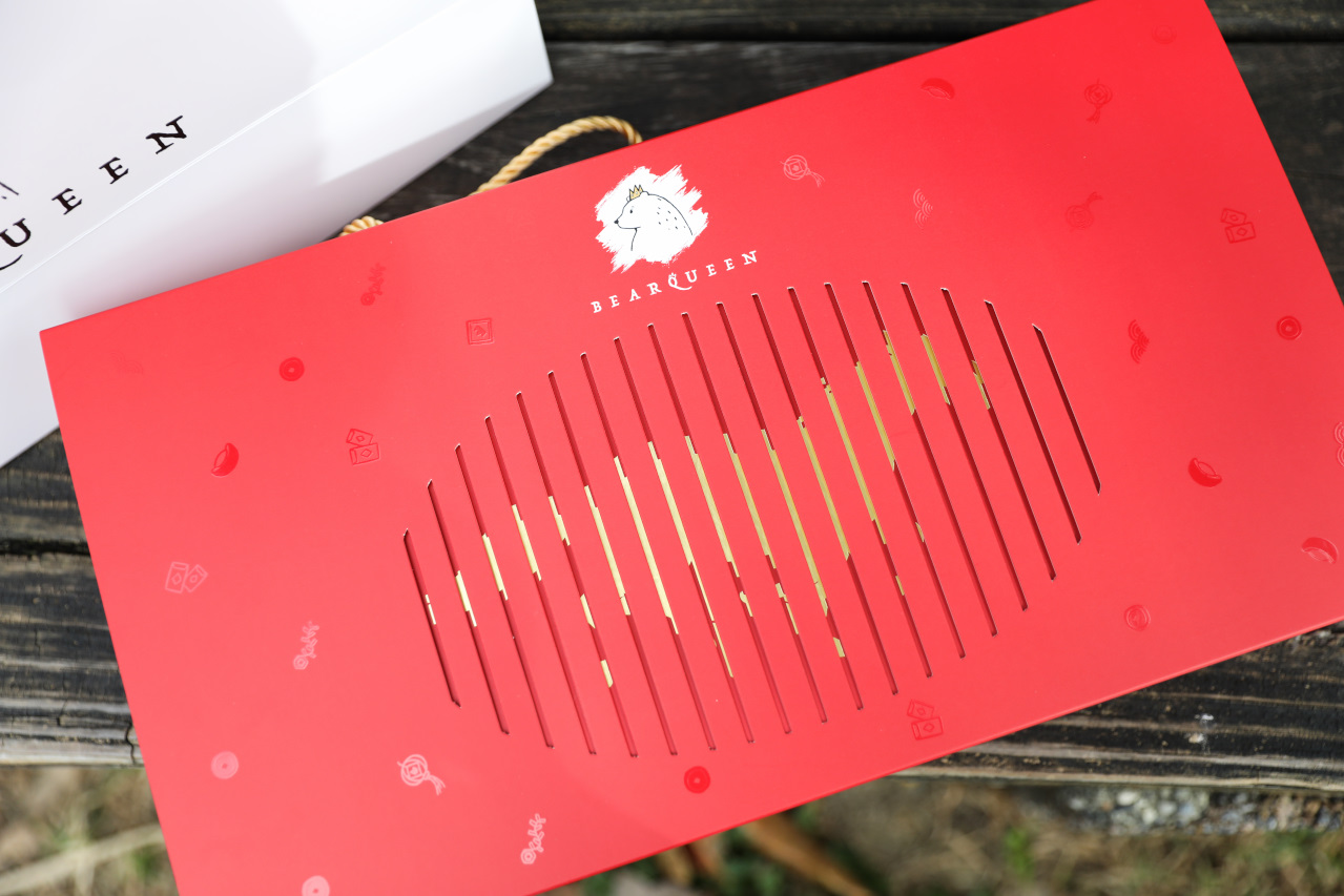 2026春節禮盒 BearQueen 熊后 中山站台灣文創伴手禮推薦! 好吃不黏牙牛軋糖餅乾.蛋捲 - 奇奇一起玩樂趣