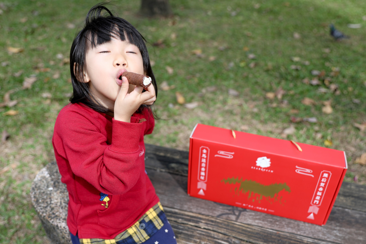 2026春節禮盒 BearQueen 熊后 中山站台灣文創伴手禮推薦! 好吃不黏牙牛軋糖餅乾.蛋捲 - 奇奇一起玩樂趣