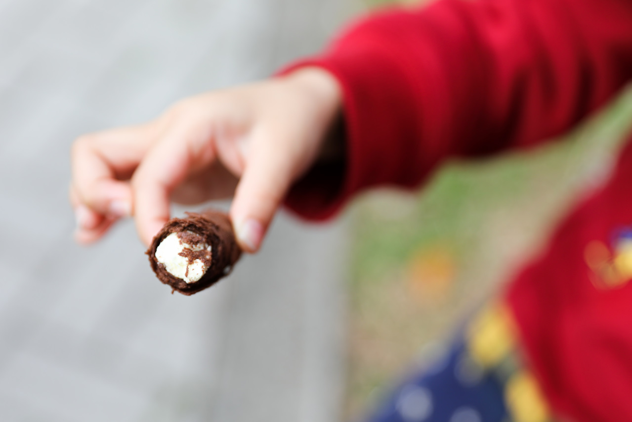 2026春節禮盒 BearQueen 熊后 中山站台灣文創伴手禮推薦! 好吃不黏牙牛軋糖餅乾.蛋捲 - 奇奇一起玩樂趣